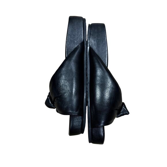 Seychelles Set The Tone Sandals Women's 6 Black Leather Twist Front Slide - Picture 2 of 6